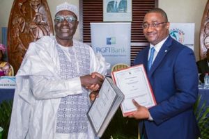 0805-20802-bgfibank-cameroun-s-engage-dans-le-fogajeune-pour-renforcer-le-soutien-aux-jeunes-entrepreneurs_L-300x200 0805-20802-bgfibank-cameroun-s-engage-dans-le-fogajeune-pour-renforcer-le-soutien-aux-jeunes-entrepreneurs_L
